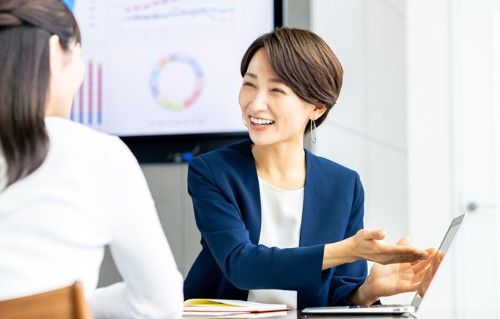 株式会社LabBaseの正社員 営業職求人イメージ
